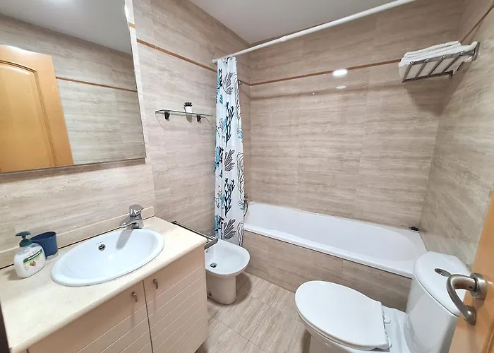 Luminoso Y Acogedor Junto A La Playa Torrecilla *