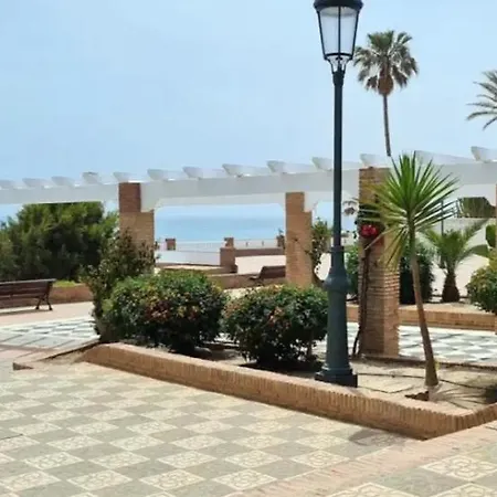 Luminoso Y Acogedor Junto A La Playa Torrecilla Apartamento Nerja