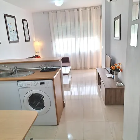 Piso Acogedor Cerca De La Playa Torrecilla Appartement