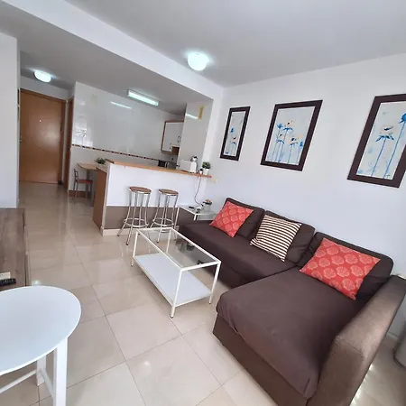 Luminoso Y Acogedor Junto A La Playa Torrecilla *