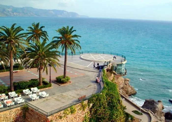 Apartamento Nautica Nerja Comfort Beachside Appartement Nerja